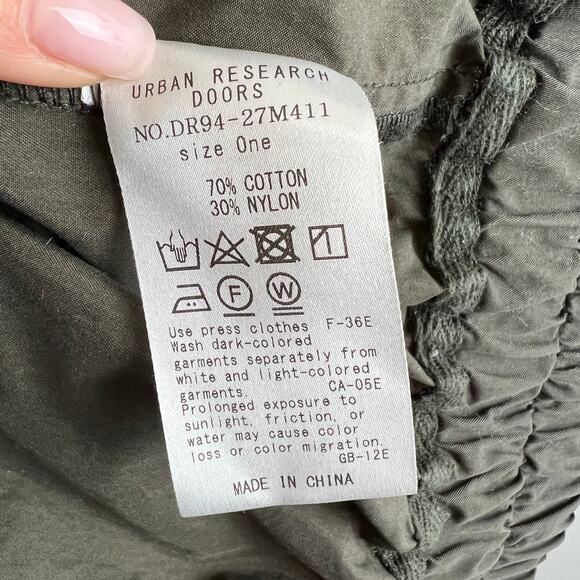 Urban Research Doors Dark Green Bomber Jacket Full Zip Cropped Pockets Size 1 S - Picture 14 of 15